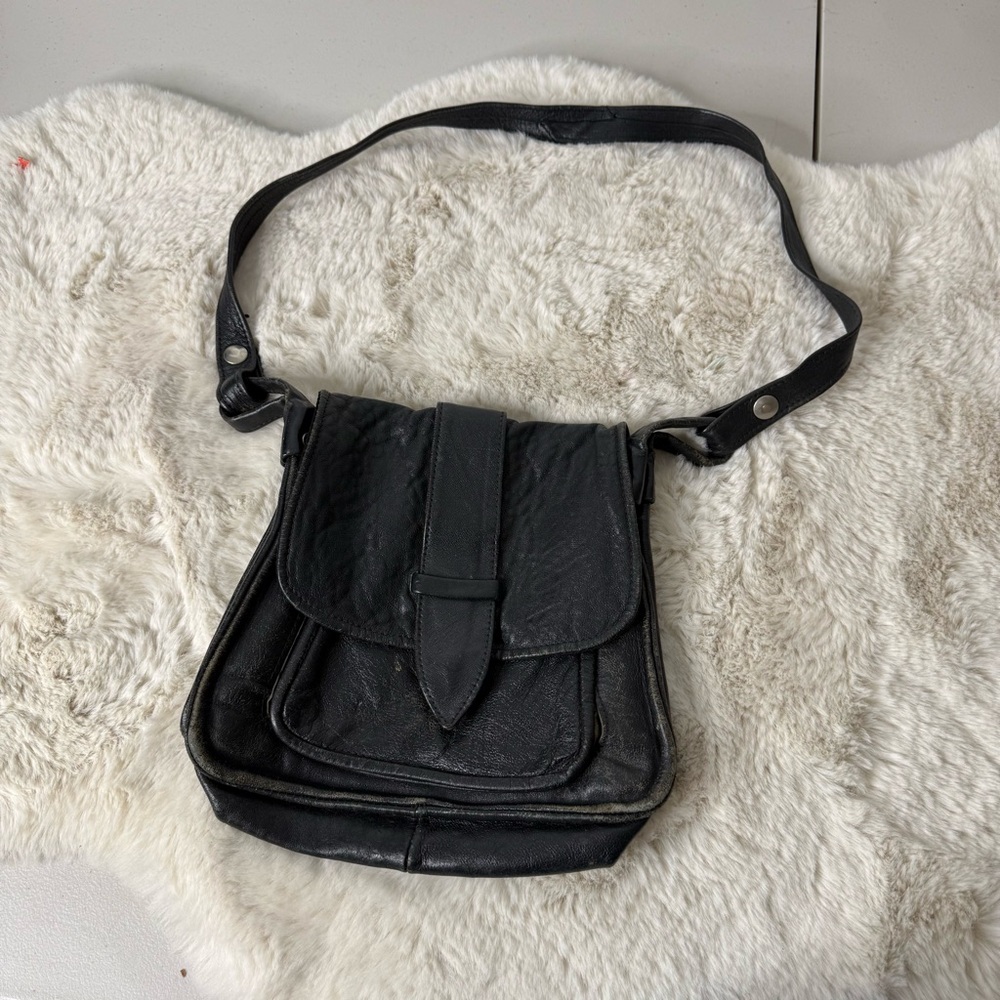 Black‎ Leather Shoulder Bag